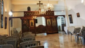 كنيسة القديسة كاترينا البديلة عن القديمة الاثرية بعد تجديد البناء ونشير الى انها في الطبقة العلوية من الجناح الغربي في موقع كنيسة القديسة كاترينا القديمة وجهزت بذات الايقونسطاس والايقونات التي يحملها... كما يبدو