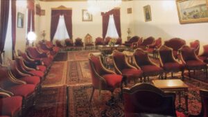 قاعة الاستقبال البطريركية الفخمة في الجناح البطريركي