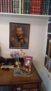 صورة القيصر الروسي نقولا في بيوت المسيحيين