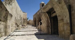 بالصور.. قصص مرعبة عن سجن الدم وسراديب قلعة حلب