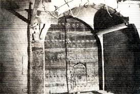 بوابة خان تجاري دمشقي قديم