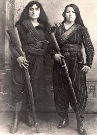 فدائيتان ارمنيتان من المقاتلات الفدائيات الابطال الذين اعدم الاتراك ازواجهن