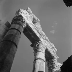 اطلال معبد جوبيتر الروماني في دمشق