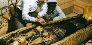 ما سر الهوس العالمي بمقبرة توت عنخ آمون؟