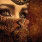 القصيدة اليتيمة